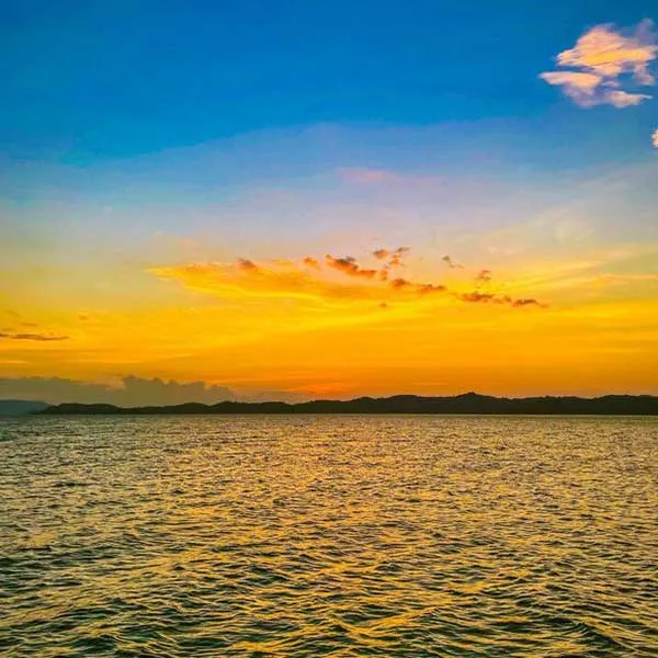 Phang-nga-bay-sunset-tour-hong-starlight-by-John-Gray-sea-canoe Phang-nga-bay-sunset-tour-hong-starlight-by-John-Gray-sea-canoe