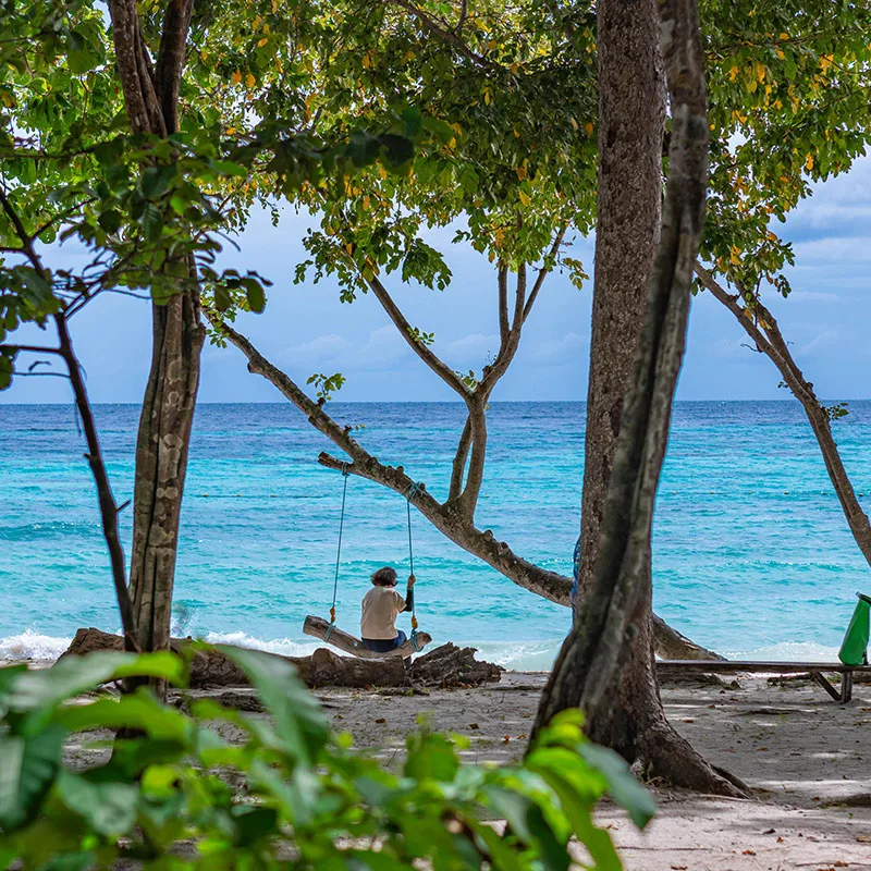 Phuket-speedboat-day-trip-rok-island-6