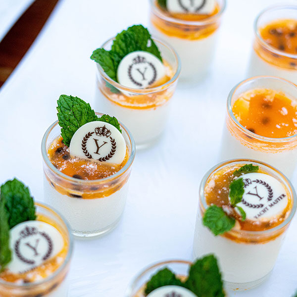 buffet-dinner-krabi-luxury-yacht-tour