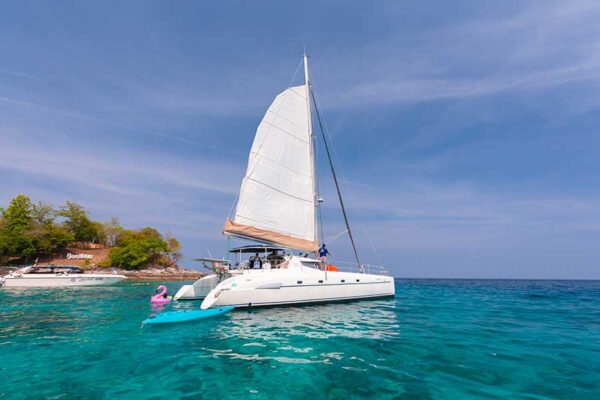 sailing catamaran rent