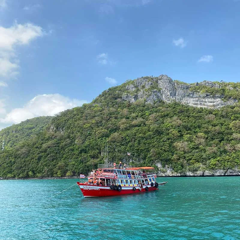 highsea-tour-angthong-marine-park-koh-samui-big-boat-2