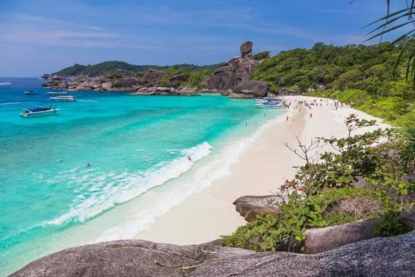koh-8-similan-island-speedboat