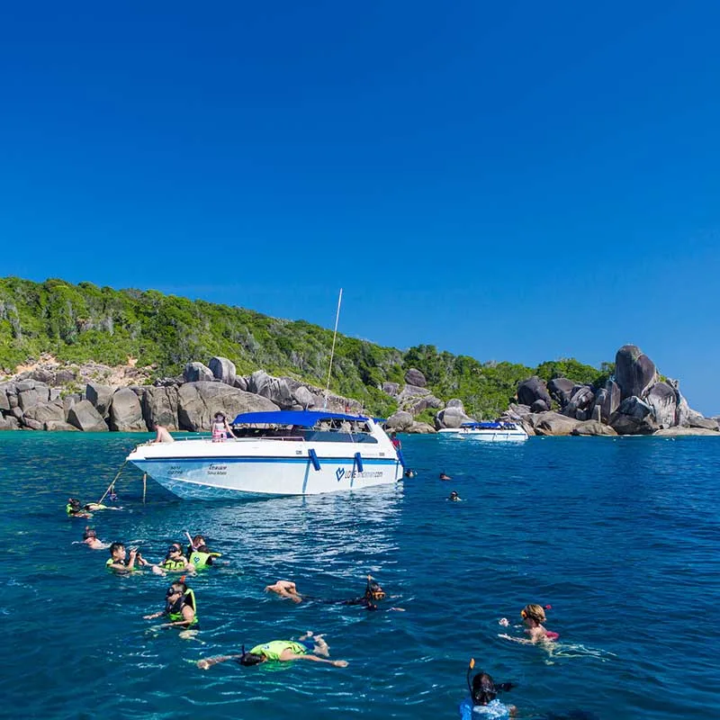 premium-trip-Similan-Island-by-speedboat-2