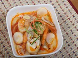 phuket-kathu-thai-cooking-school-tom-yum-goong