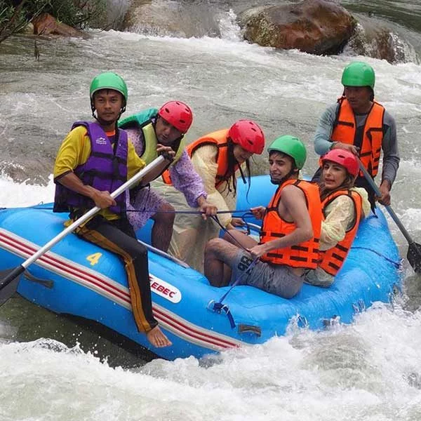 D2.-Day-Trip-White-Water-Rafting-7-km.-Waterfall-5