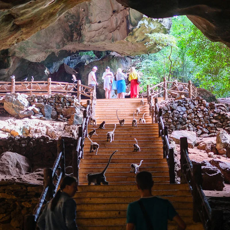 Phang-Nga-Monkey-Temple-Rafting-Phuket
