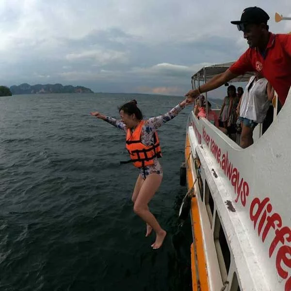 Krabi-Afternoon-Sunset-Tour-7-islands-by-big-boat-6 Krabi-Afternoon-Sunset-Tour-7-islands-by-big-boat-6