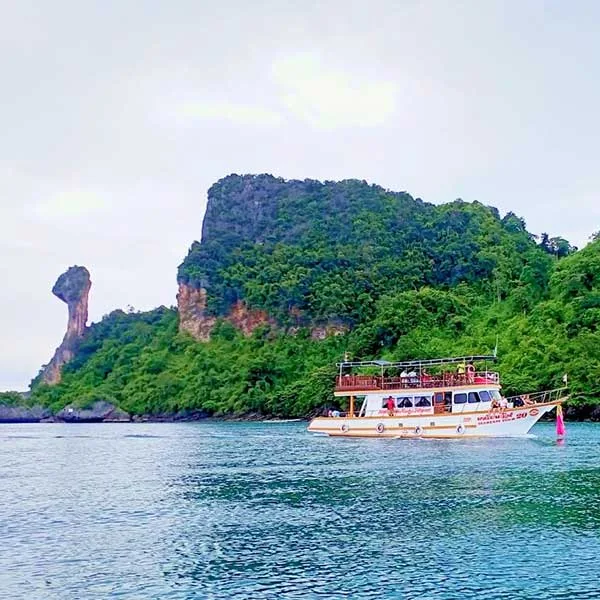 big-boat-tour-sunset-krabi-7-island big-boat-tour-sunset-krabi-7-island