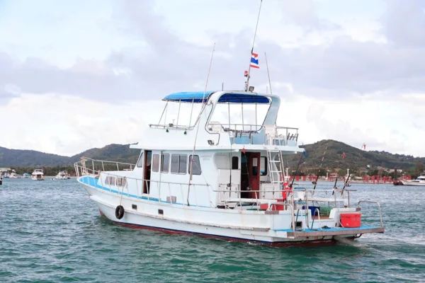 chalong-pier-fishing-charters-boat