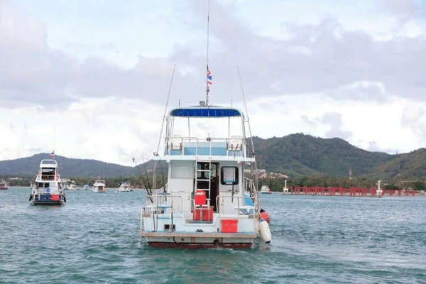 great-charters-fishing-boat-phuket