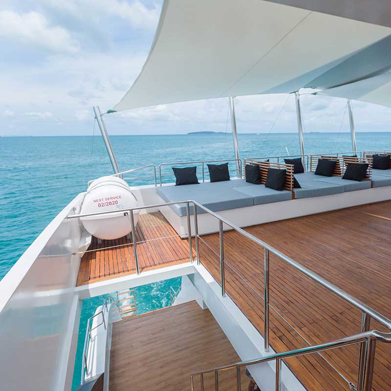 private-cabana-2nd-floor-the-seanery-james-bond-2 private-cabana-2nd-floor-the-seanery-james-bond-2