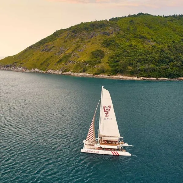 Lobster-Yacht-Sunset-Cruise-Racha-Island-Promthep-Cape