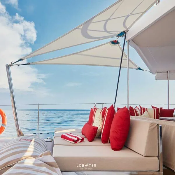 private-vip-lounge-lobster-yacht-tour private-vip-lounge-lobster-yacht-tour