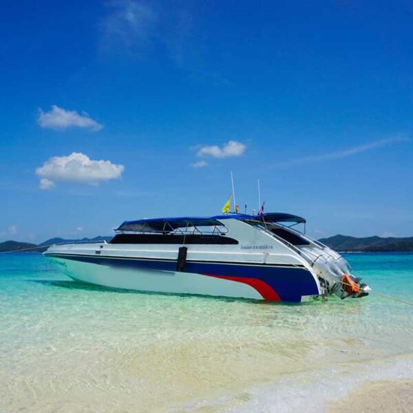 Phuket-transfer-speedboat-to-Phi-Phi-island