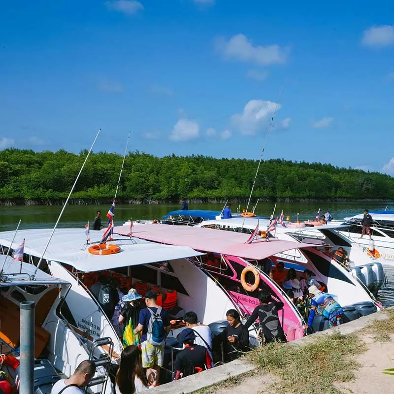 Khaolak-Tao-Than-Pier-tour-Similan-islands-premium-speedboat