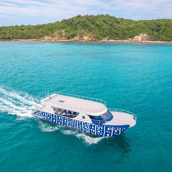 Similan-Island-Phuket-Khaolak-Full-Day-Trip-Speed-Catamaran-4
