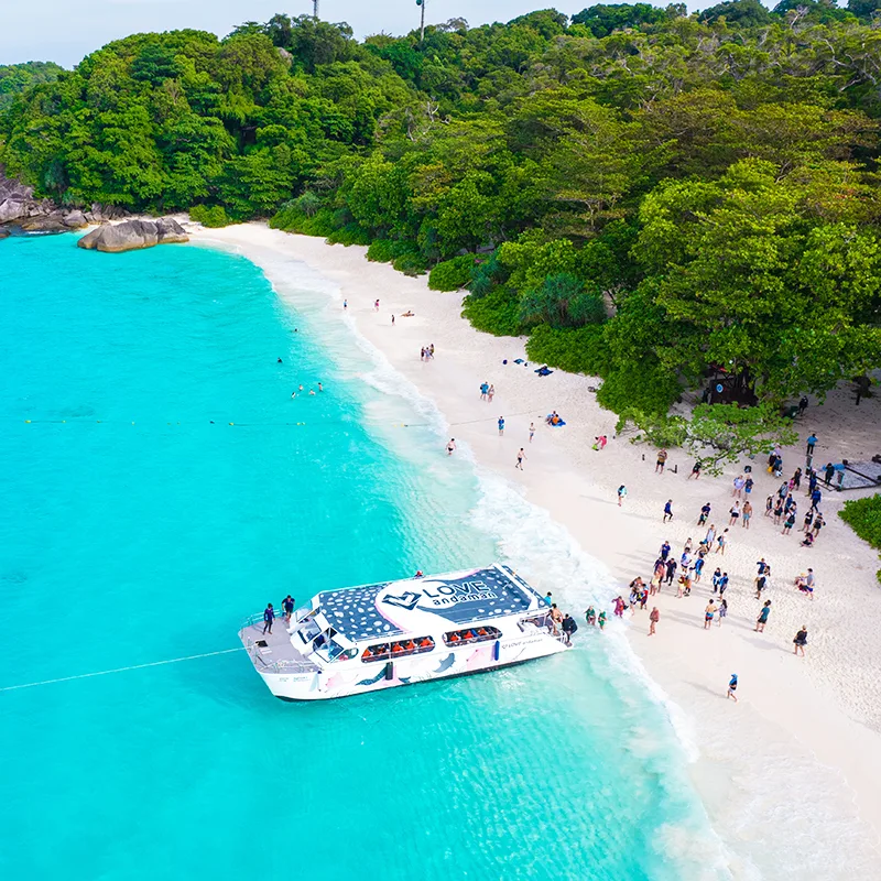 Similan-Island-Phuket-Khaolak-Full-Day-Trip-Speed-Catamaran-8