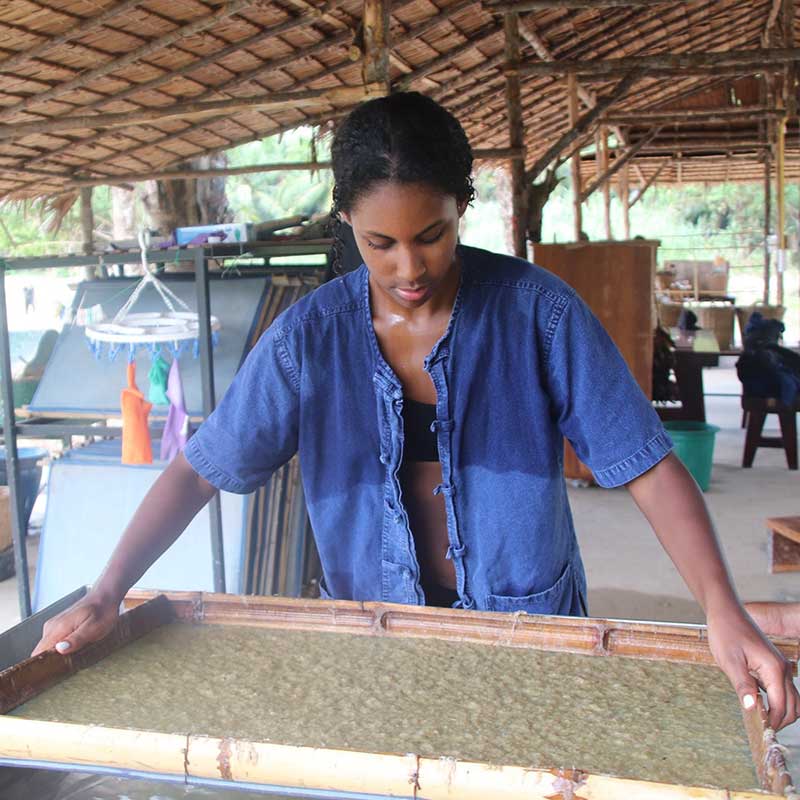krabi-elephant-house-sanctuary-making-poopoo-paper-2 krabi-elephant-house-sanctuary-making-poopoo-paper-2