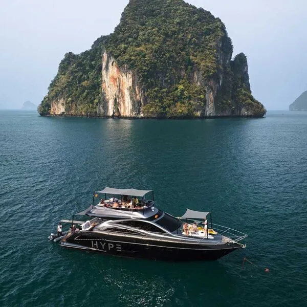 Luxury-Yacht-Phang-Nga-Bay-&-Hong-Island-Hype-Experience