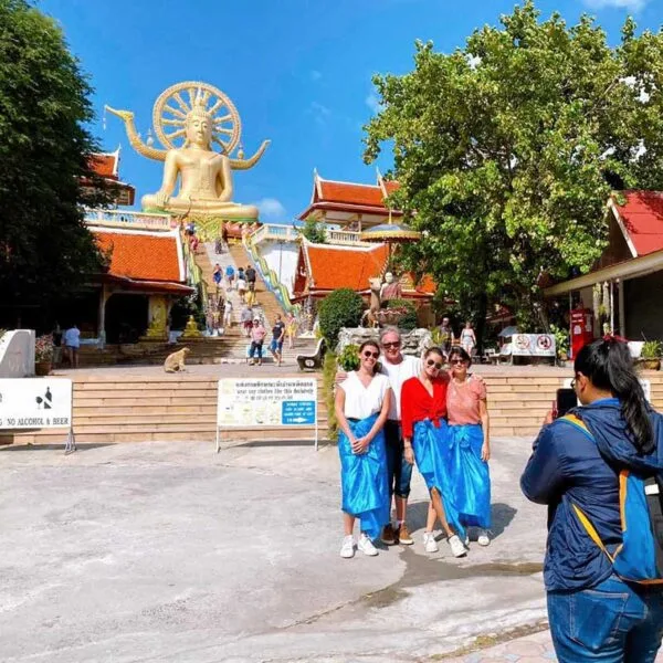 half-day-ciry-tours-samui-island-by-join-minivan