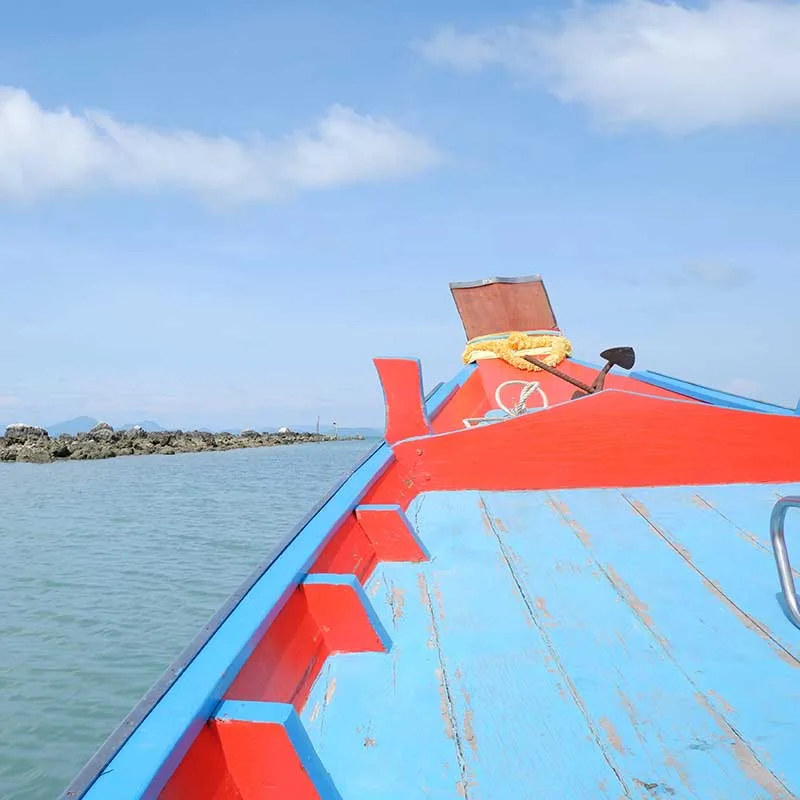 rent-private-longtail-boat-half-day-koh-samui-koh-tan-pig-island-2