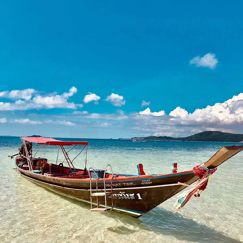 rent-private-longtail-boat-tour-koh-samui-koh-tan-pig-island