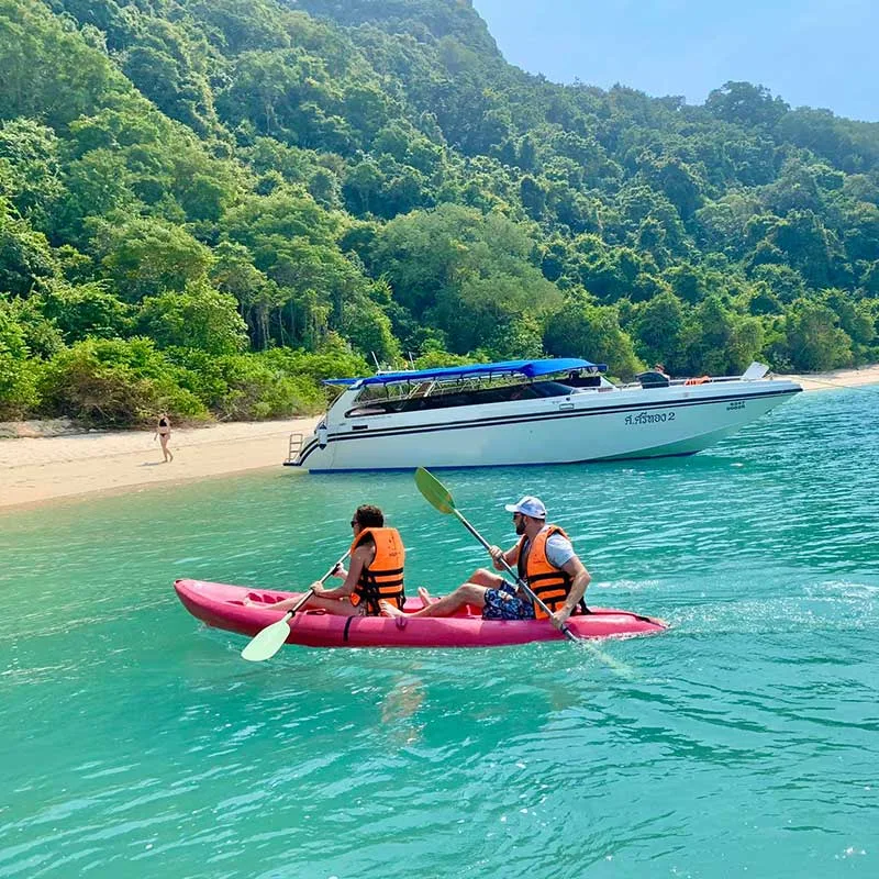 vip-full-day-tours-samui-Angthong-Marine-Park-speedboat
