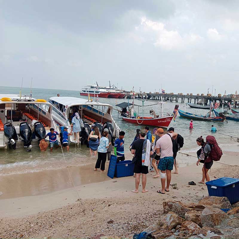 Samui-Bangrak-pier-rent-private-speedboat-island-tours-2 Samui-Bangrak-pier-rent-private-speedboat-island-tours-2