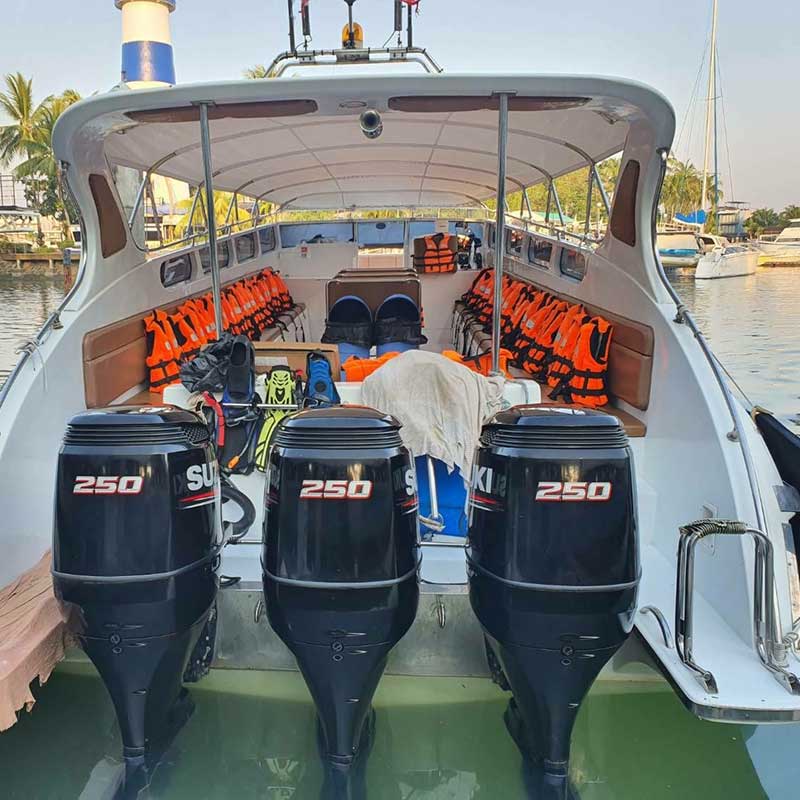 speedboat-rent-private-charter-island-tours-around-koh-samui-4 speedboat-rent-private-charter-island-tours-around-koh-samui-4
