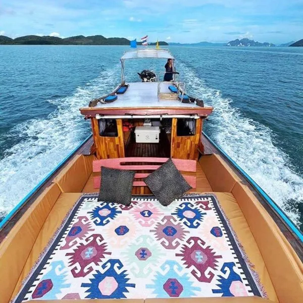 Charter-Luxury-Long-Tail-Boat-Phuket-Ao-Por-Pier