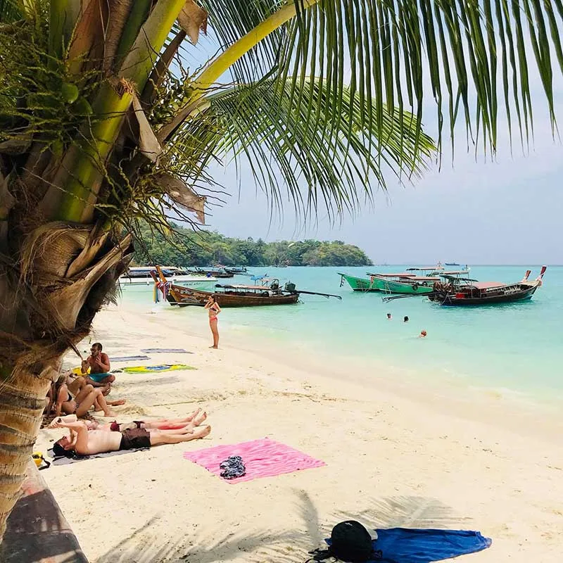 Phuket-Royal-Marina-Pier-premium-speedboat-tours-Phi-Phi-5 Phuket-Royal-Marina-Pier-premium-speedboat-tours-Phi-Phi-5