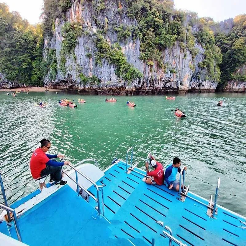 Premium-Big-Boat-Half-Day-James-Bond-Island-Sunset-Dinner-2
