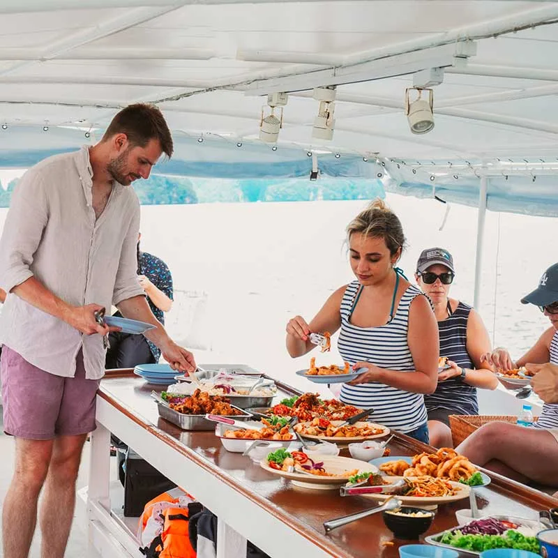 Premium-Big-Boat-James-Bond-Island-with-Canoeing-Hong-island-6
