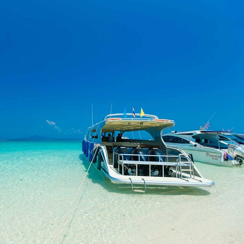 Phuket-best-premium-speed-boat-tour-Phi-Phi-islands