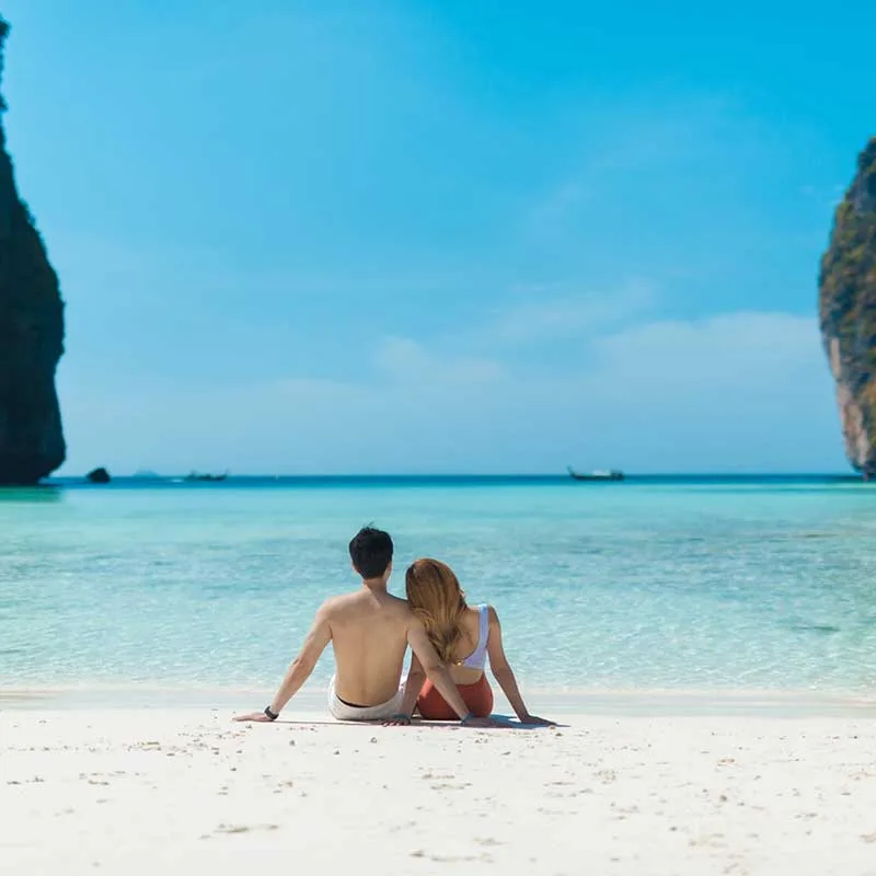 best-tours-Phuket-premium-speedboat-Phi-Phi-island-maya-bay