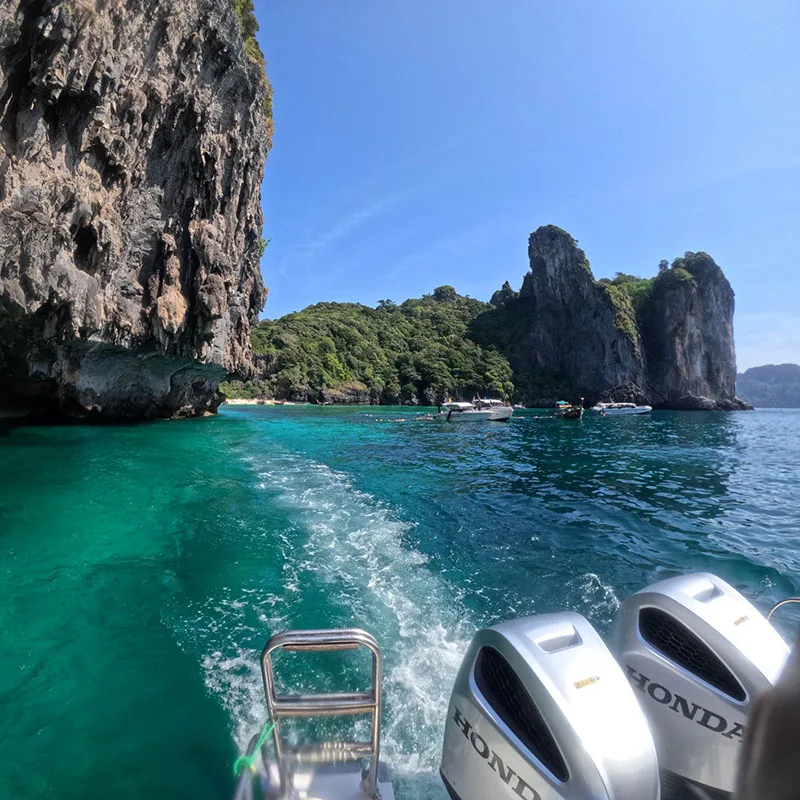 Early-Bird-Maya-Bay-Phi-Phi-Island-by-Speedboat-Phuket-12 Early-Bird-Maya-Bay-Phi-Phi-Island-by-Speedboat-Phuket-12