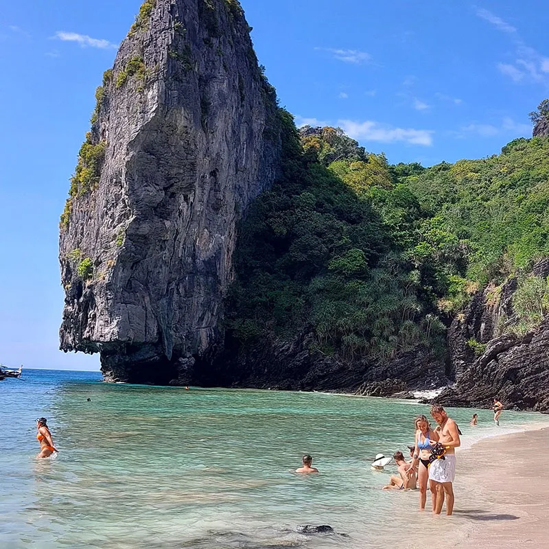 Early-Bird-Maya-Bay-Phi-Phi-Island-by-Speedboat-Phuket-5 Early-Bird-Maya-Bay-Phi-Phi-Island-by-Speedboat-Phuket-5