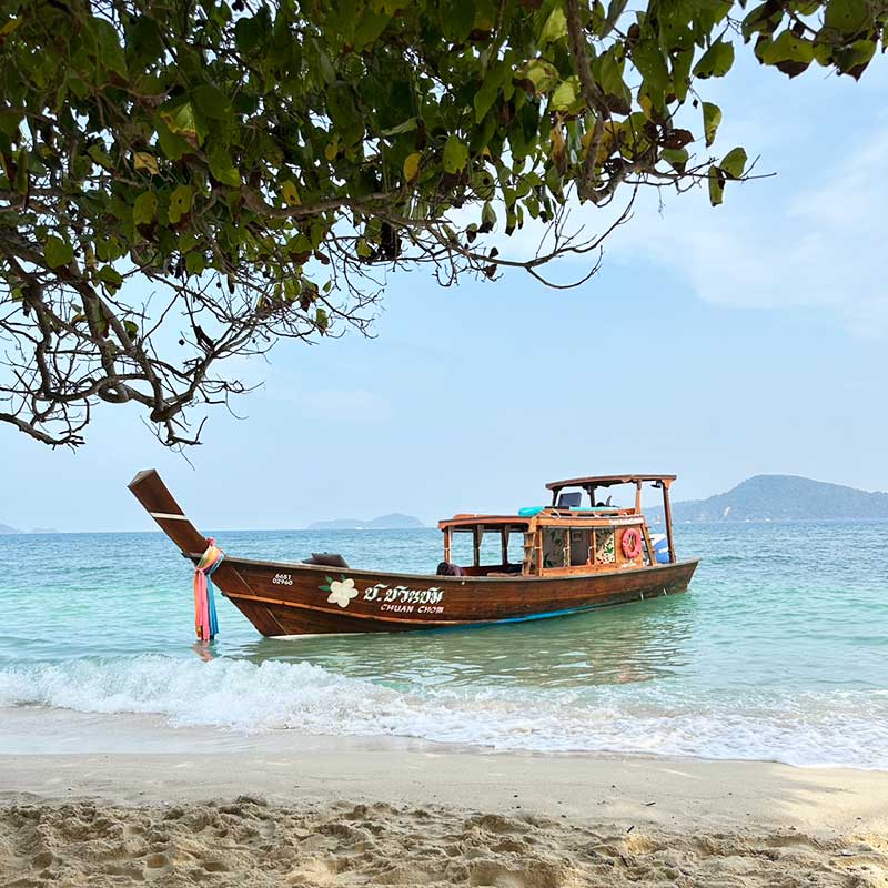 Hua-Thong-Luxury-Longtail-Boat-Charter-Chalong-Phuket Hua-Thong-Luxury-Longtail-Boat-Charter-Chalong-Phuket