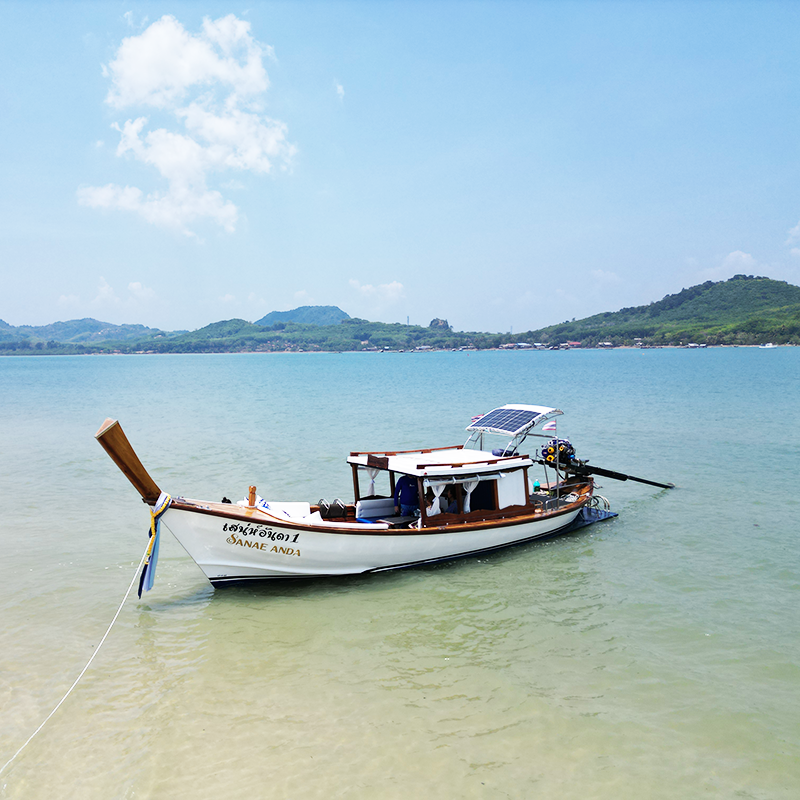 Phuket-luxury-private-longtail-boat-islands-trip-3 Phuket-luxury-private-longtail-boat-islands-trip-3