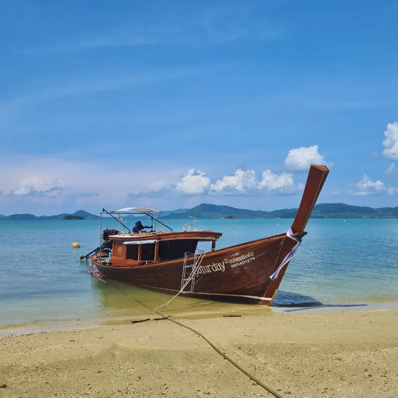 Private-James-Bond-Island-Tour-by-Luxury-Longtail-Boat-Phang-Nga-12
