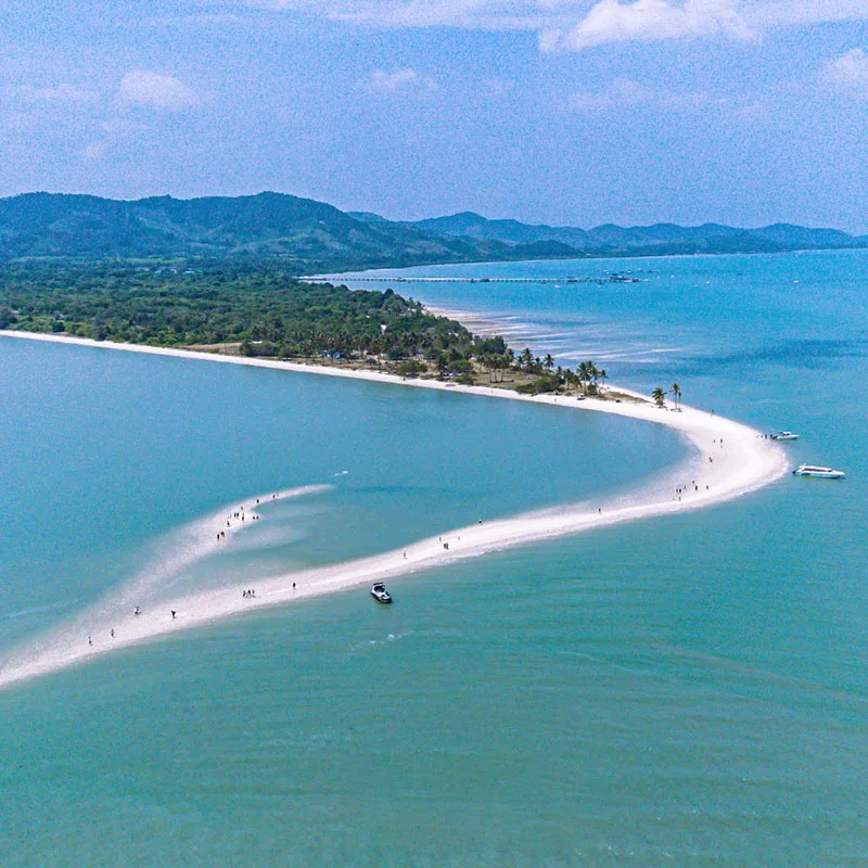 Private-James-Bond-Island-Tour-by-Luxury-Longtail-Boat-Phang-Nga-14