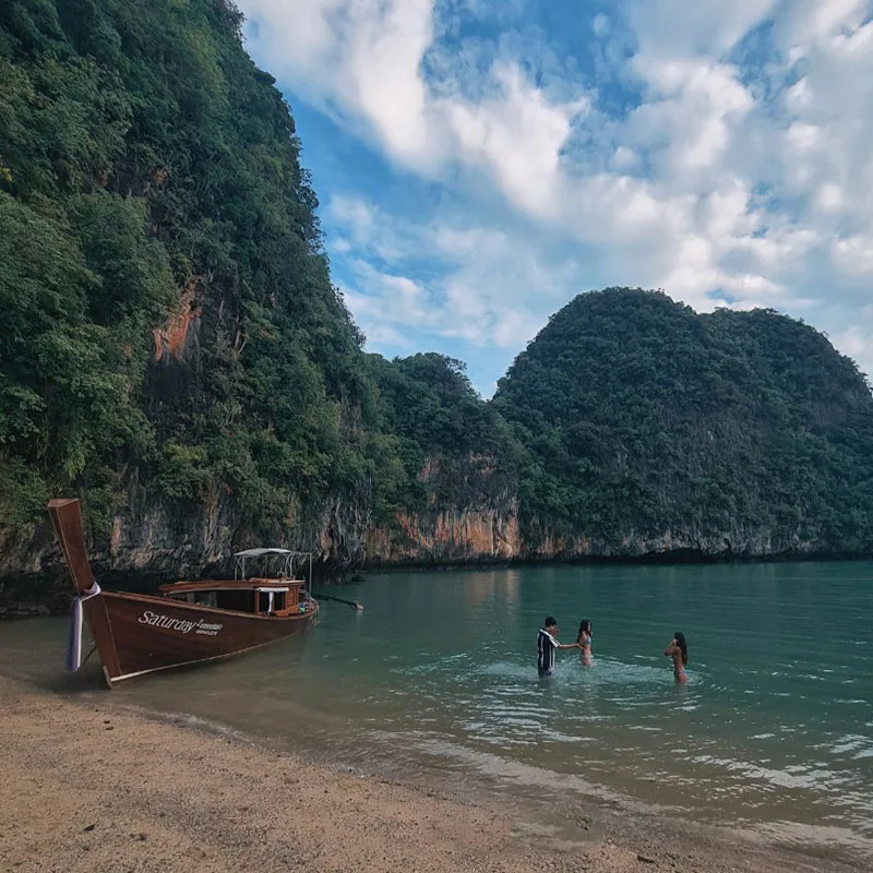 Private-James-Bond-Island-Tour-by-Luxury-Longtail-Boat-Phang-Nga-7