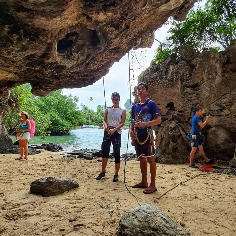 Krabi-Full-Day-Real-Rock-Climbing-Course-at-Railay-Beach-5