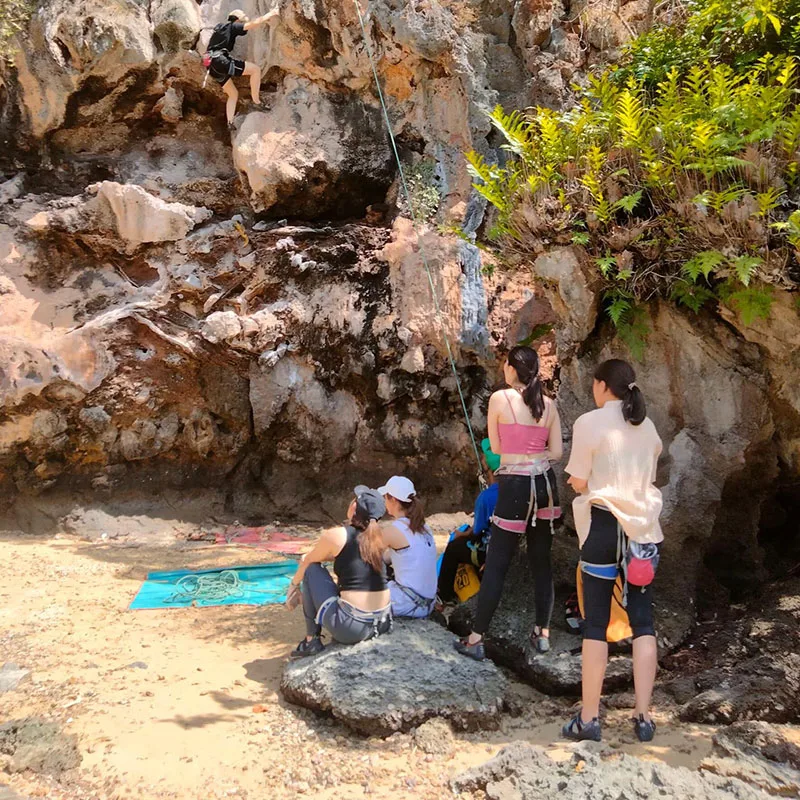 Krabi-Full-Day-Real-Rock-Climbing-Course-at-Railay-Beach