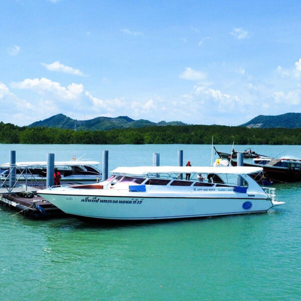 Koh-Yao-Yai-Private-Speedboat-Day-Trip-James-Bond-Island