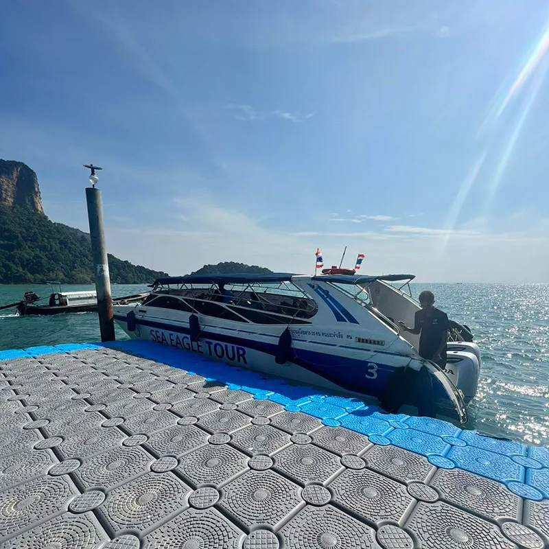 Railay-Day-Trip-Early-Bird-Phi-Phi-Island-4-Islands-Speedboat-4 Railay-Day-Trip-Early-Bird-Phi-Phi-Island-4-Islands-Speedboat-4