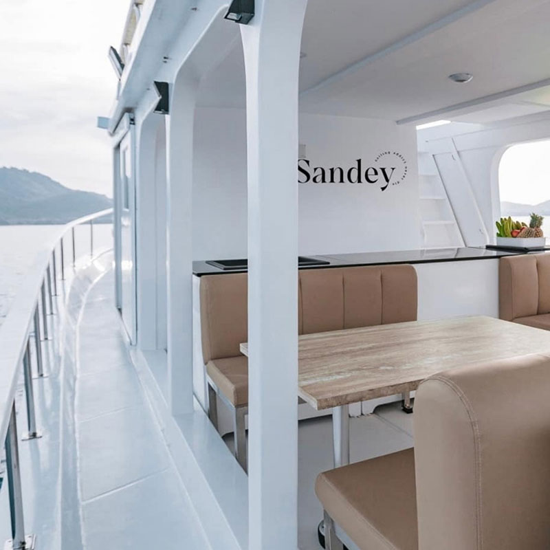 Charter-Phuket-Luxury-White-Vintage-Boat-Sandey-9 Charter-Phuket-Luxury-White-Vintage-Boat-Sandey-9