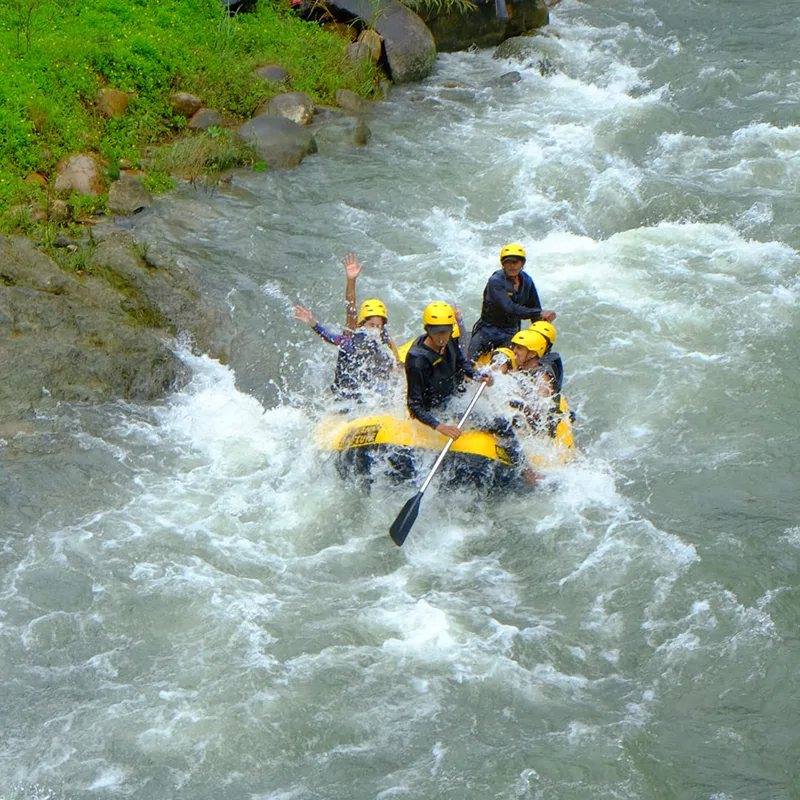 Khao-Lak-Tours-Activities-White-Water-Rafting-Zipline-9
