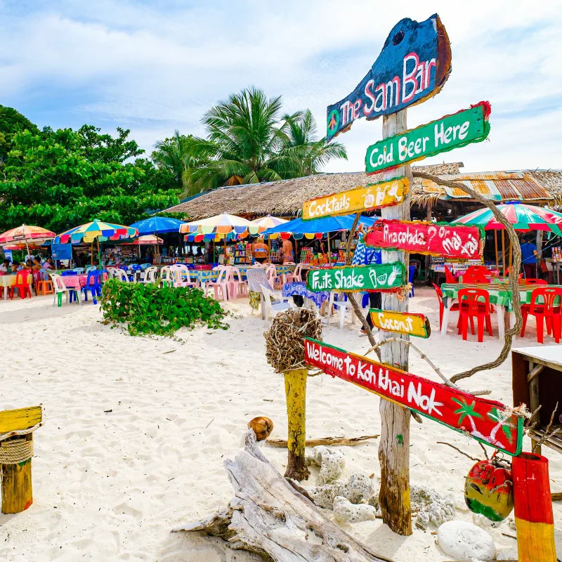 Premium-Speed-Catamaran-Phi-Phi-Khai-Island-Phuket-2