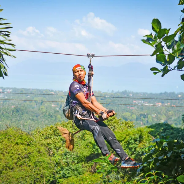 Koh-Samui-Tree-Bridge-Zipline-in-Jangle-Waterfall-Cafe